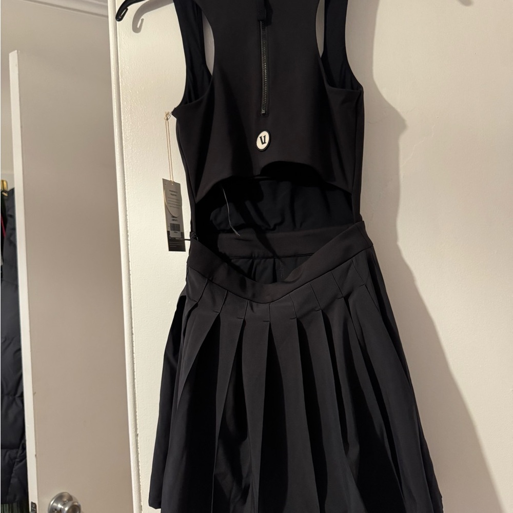 Vuori Performance Dress NWT - Picture 3 of 6